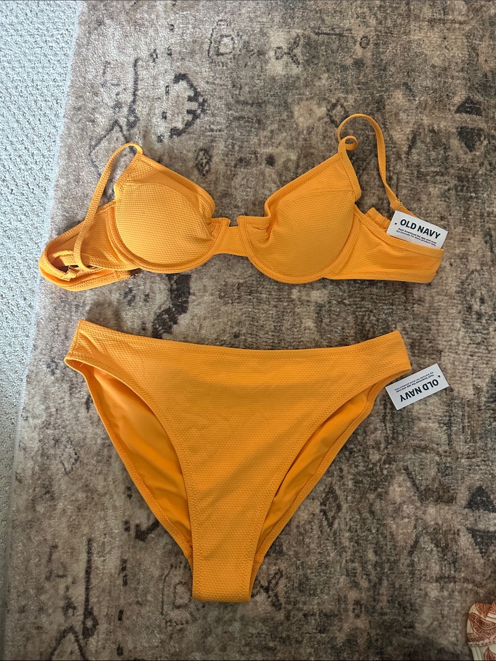 Old Navy Textured Underwire Bikini Set - Bright Yellow Orange